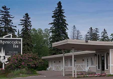 גרנד מרייס Spruceglen Inn מראה חיצוני תמונה